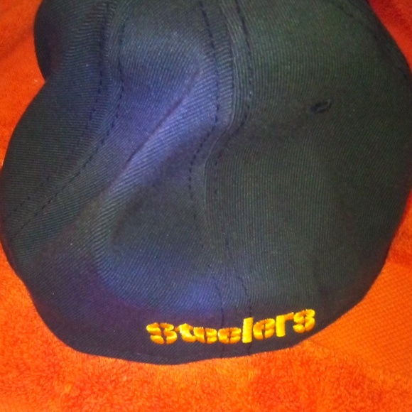 Pittsburgh Steelers cap - Picture 2 of 4